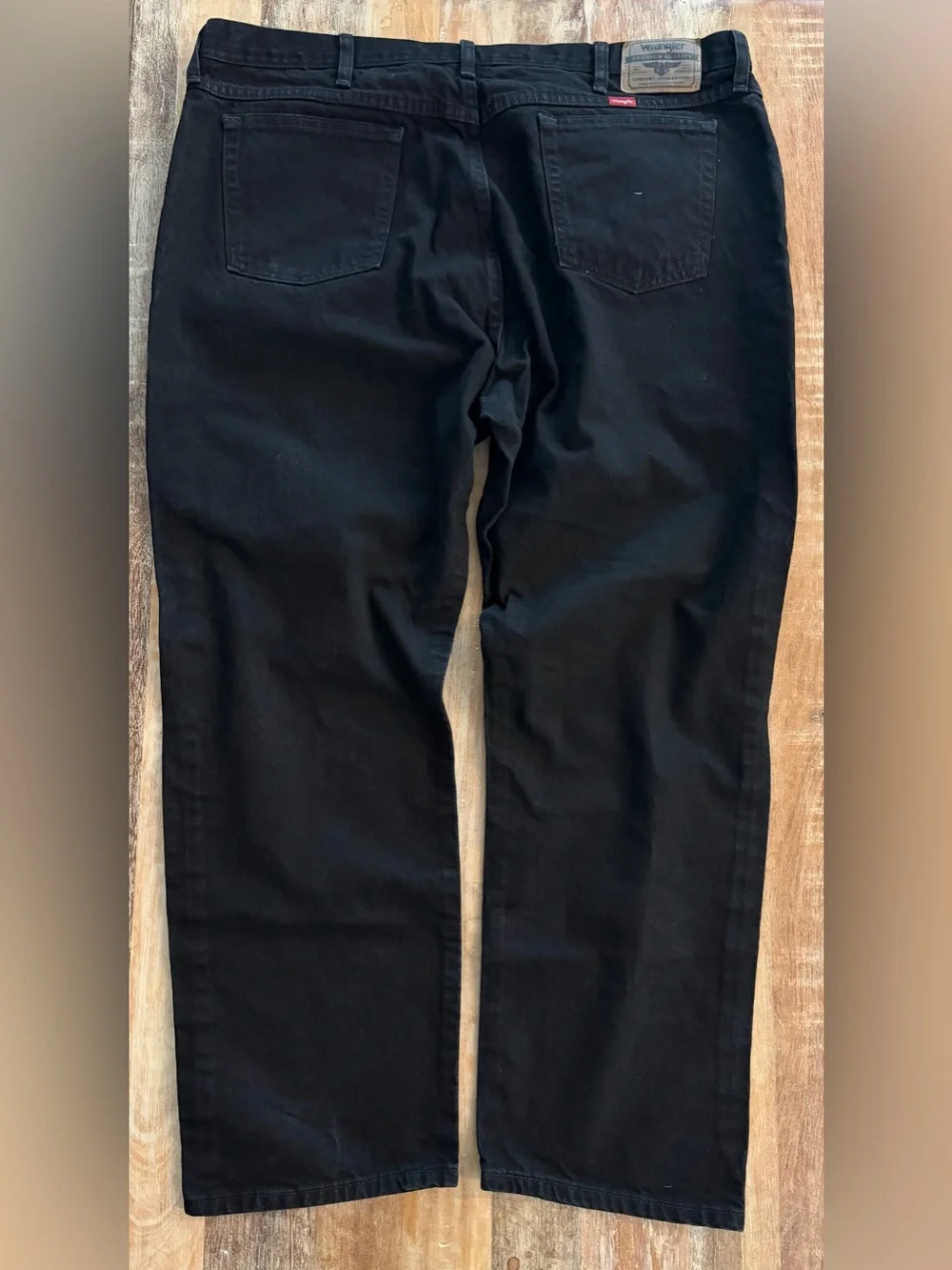 Wrangler Black Relaxed Fit Jeans Men's 44x30 100% Cotton Premium Quality Denim